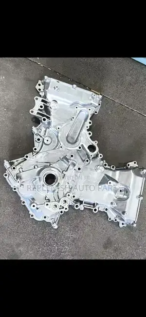 Genuine Toyota Land Cruiser V8 Petrol Engine Oil Pump