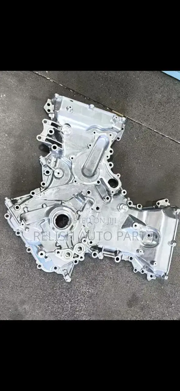 Genuine Toyota Land Cruiser V8 Petrol Engine Oil Pump