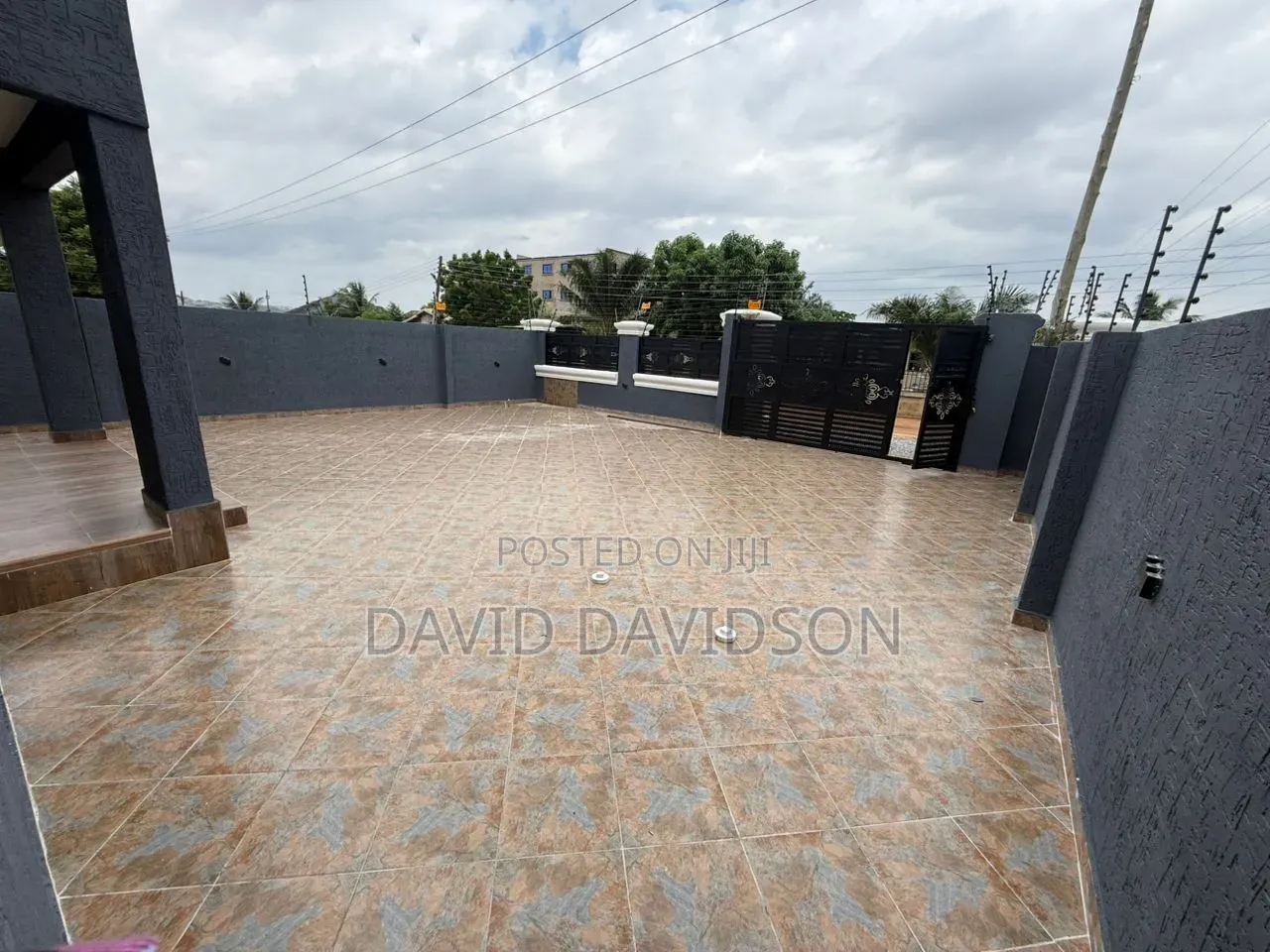 3bdrm House in Newly Built 3, Tema Metropolitan for sale