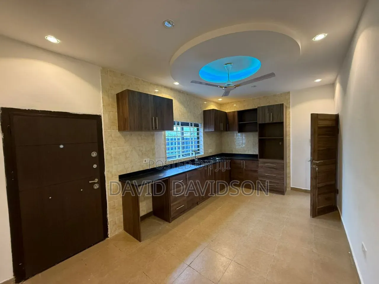 3bdrm House in Newly Built 3, Tema Metropolitan for sale