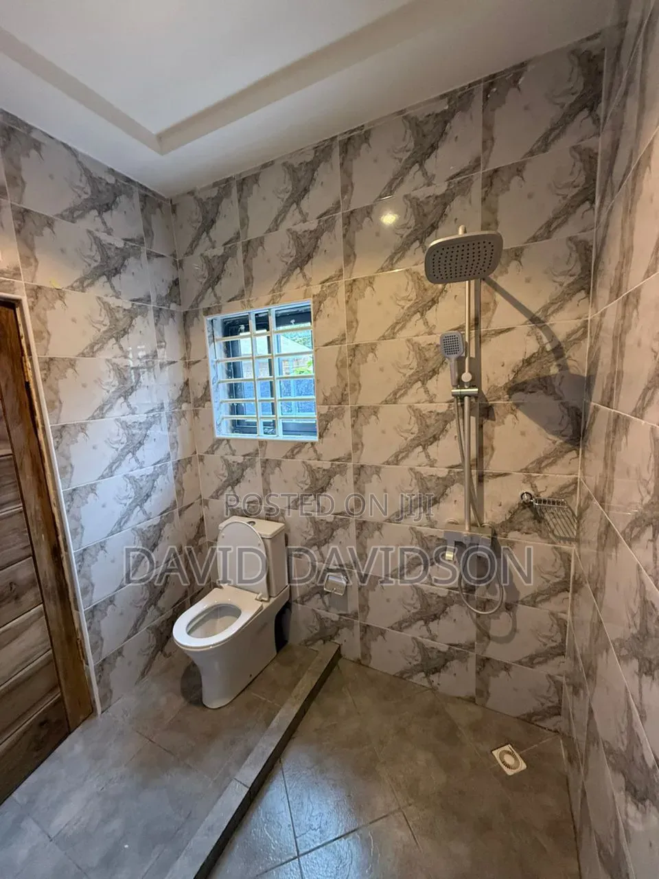 3bdrm House in Newly Built 3, Tema Metropolitan for sale