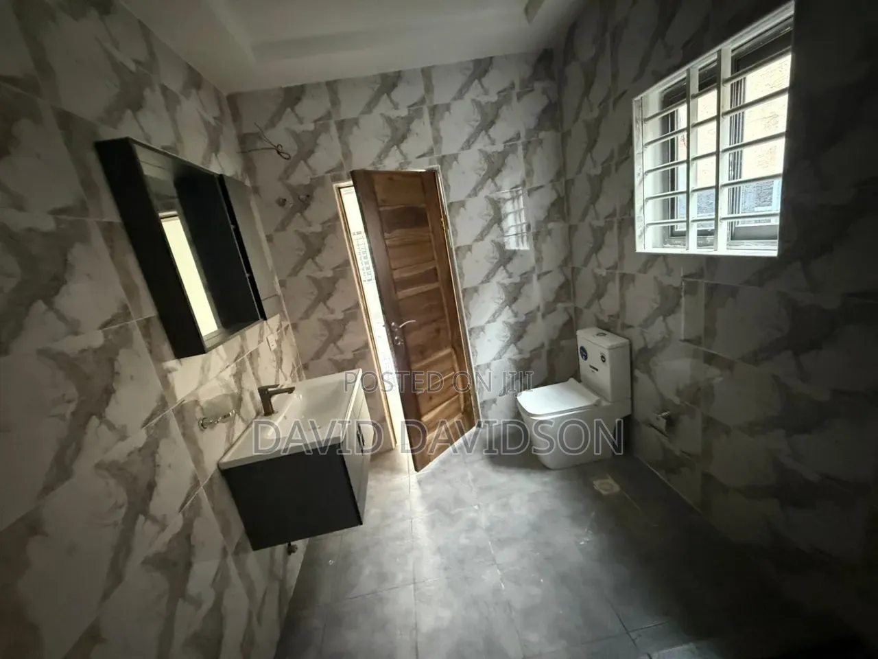 3bdrm House in Newly Built 3, Tema Metropolitan for sale
