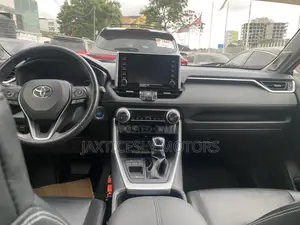 Toyota RAV4 Hybrid 2020 Gray