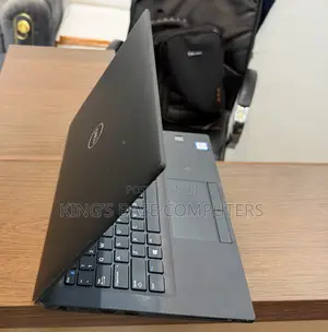 Laptop Dell Latitude 7390 8GB Intel Core i7 SSD 256GB