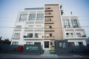 Furnished 2bdrm Apartment in Belrose, A&C Mall Area for rent