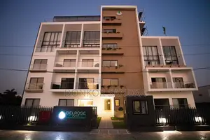 Furnished 2bdrm Apartment in Belrose, A&C Mall Area for rent