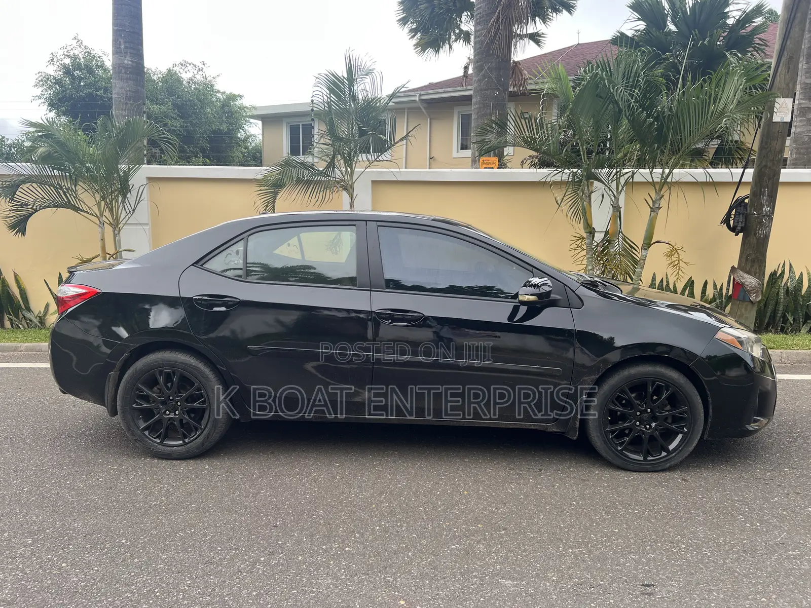 Toyota Corolla S w/Special Edition Pkg (1.8L 4cyl CVT) 2016 Black