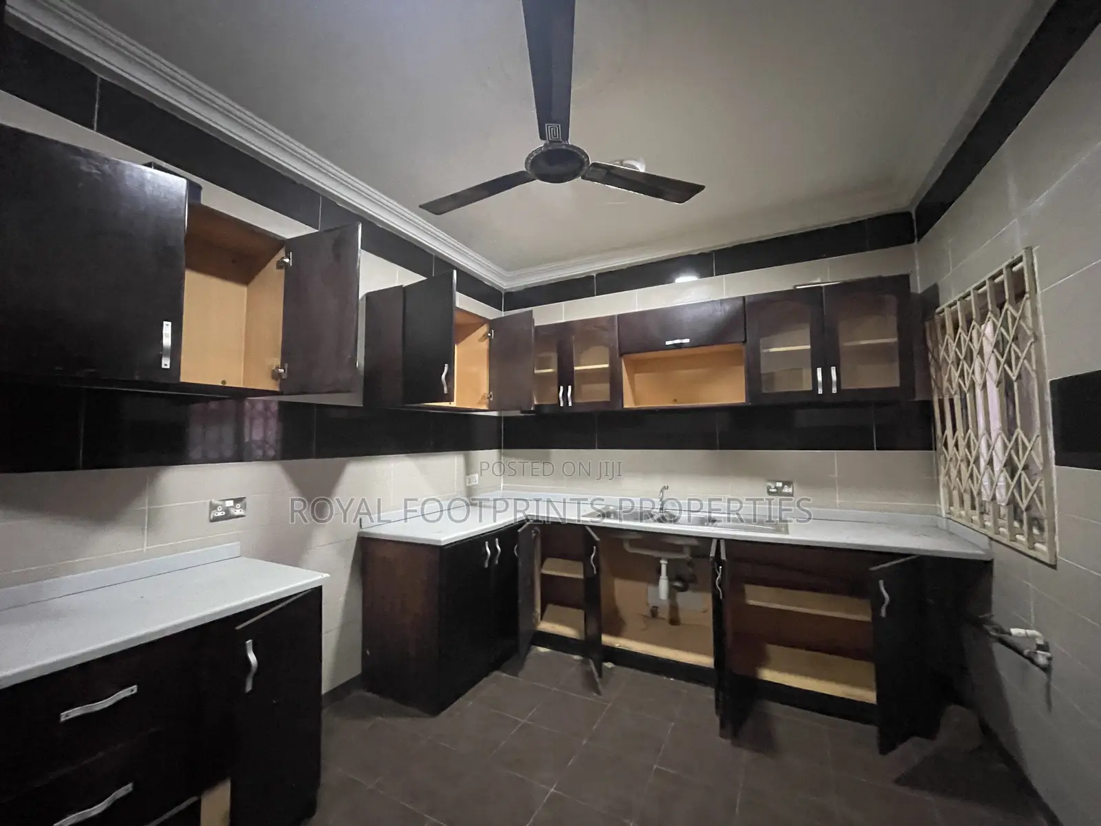 3bdrm Apartment in Royal Footprints, Adenta for rent