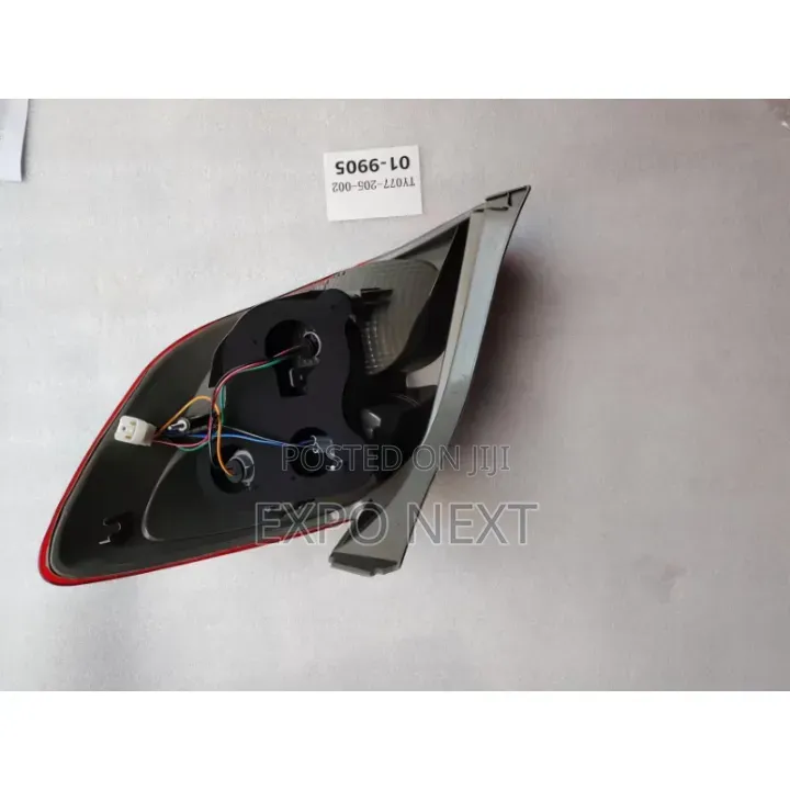 Toyota Matrix 2009-2014 Tail Light
