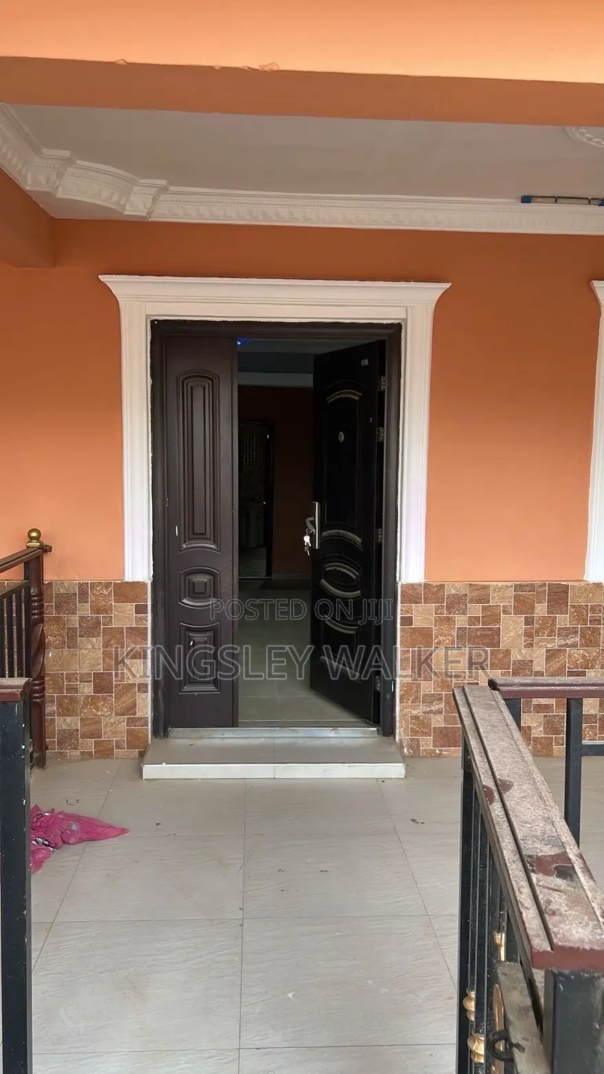 3bdrm House in Lake Side Estate for sale