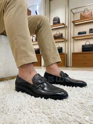 Salvatore Ferragamo Balck Leather Men’S Loafers