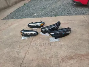 Honda Civic Headlight(Lamp)