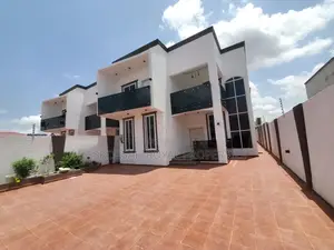 4bdrm House in Lakeside Estate for sale