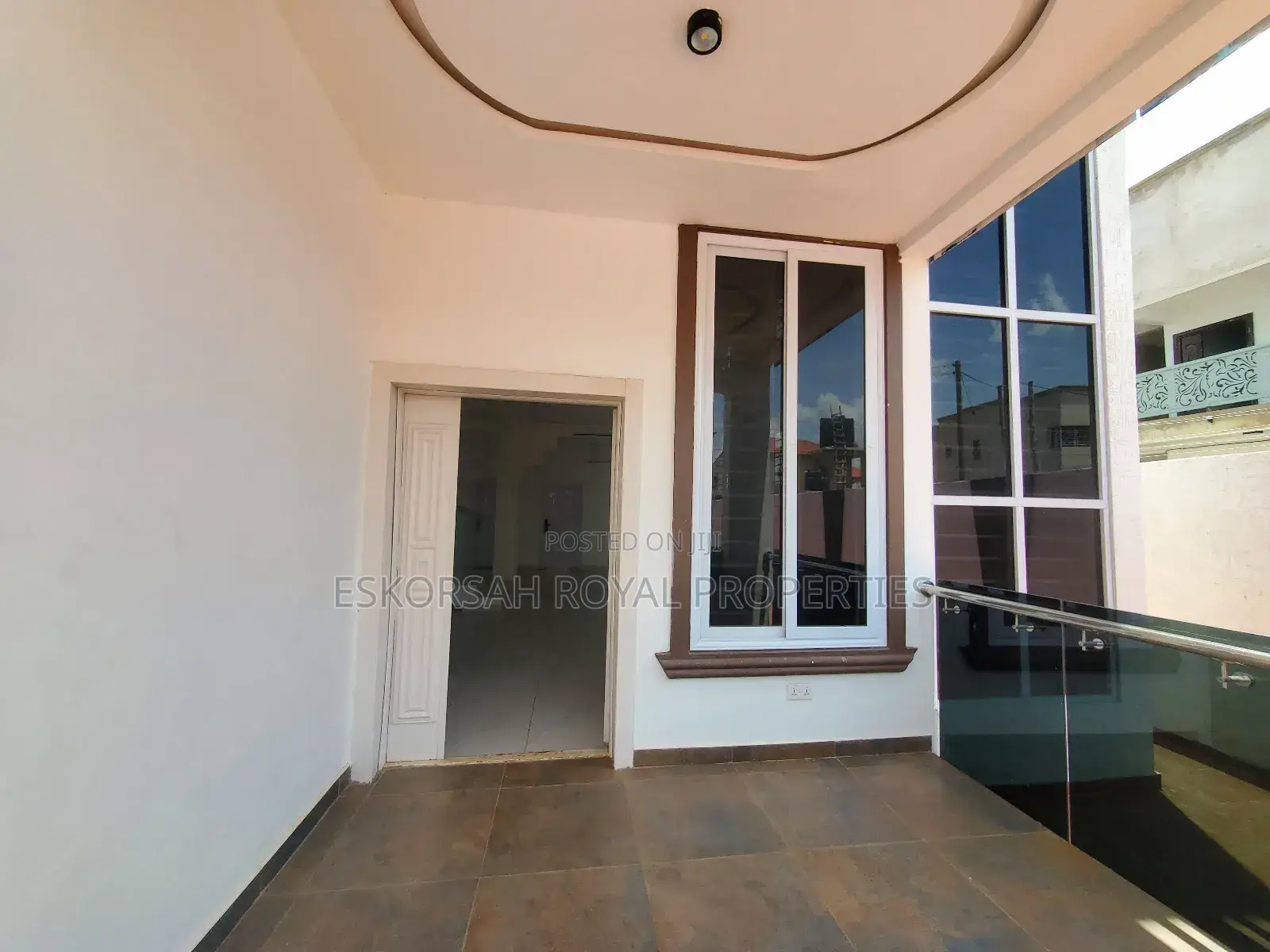 4bdrm House in Lakeside Estate for sale