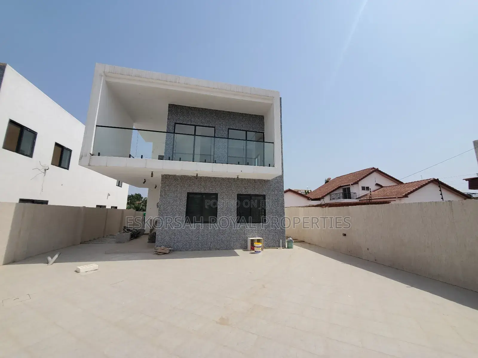 4bdrm House in Adjiringanor Ability for sale