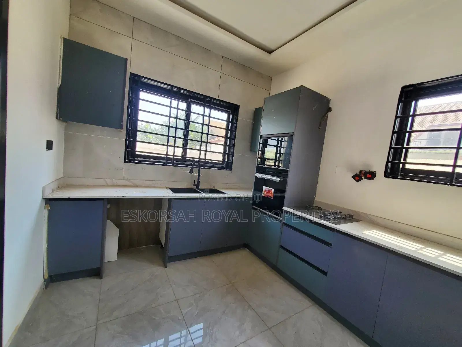 4bdrm House in Adjiringanor Ability for sale