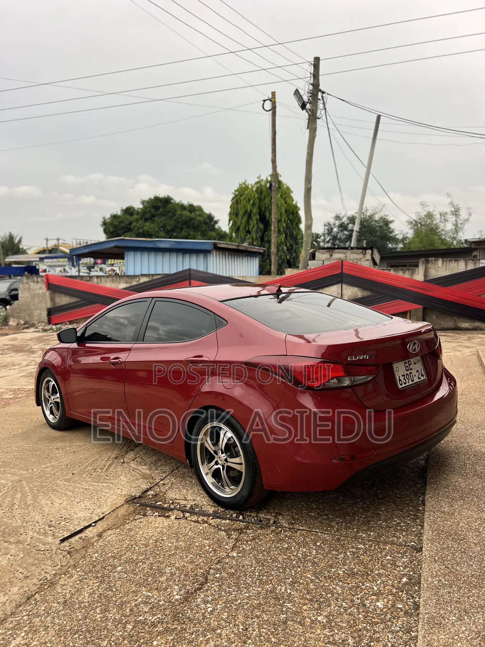 Hyundai Elantra SE Sedan FWD (1.8L 4cyl 6A) 2016 Red
