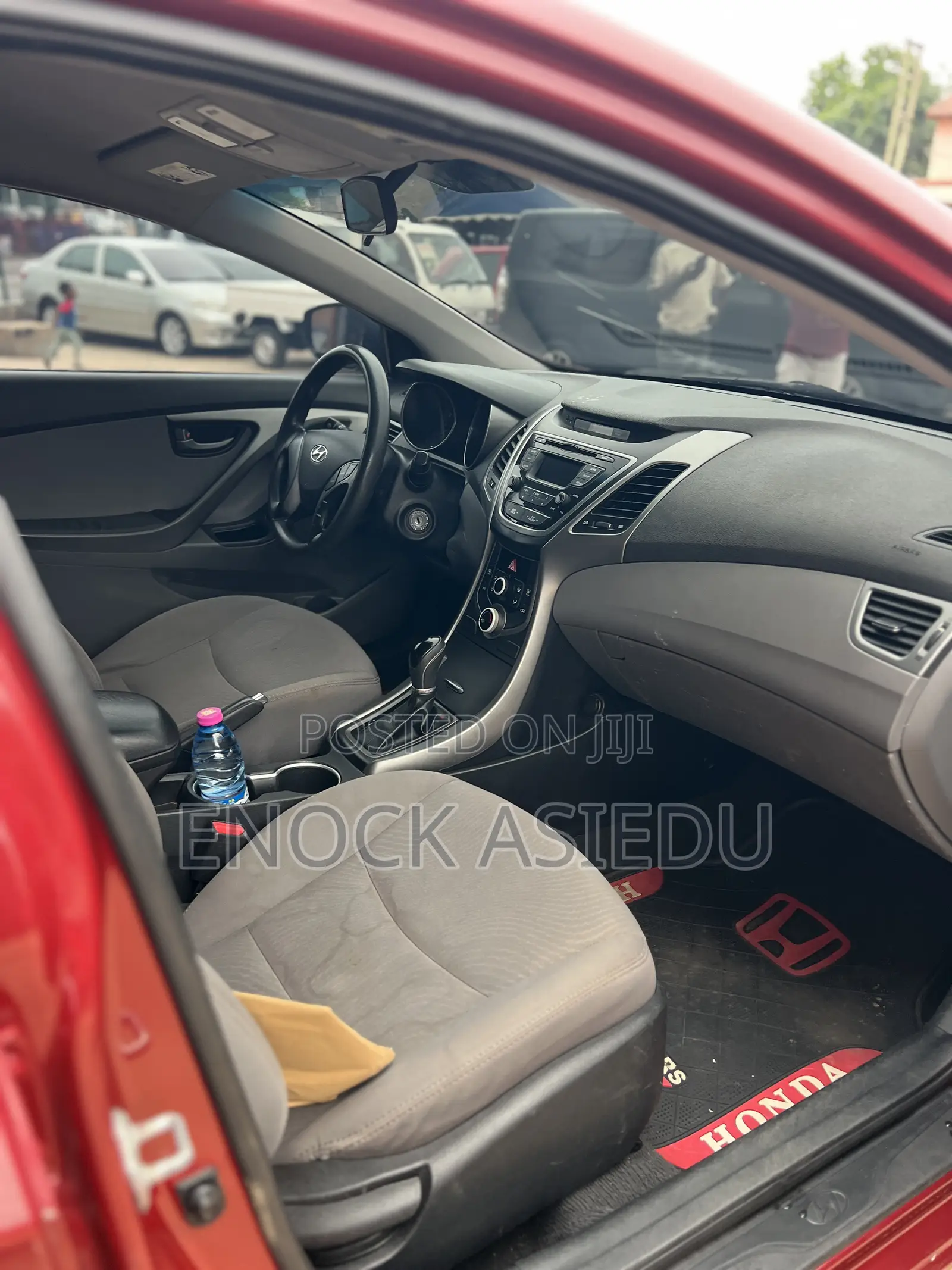 Hyundai Elantra SE Sedan FWD (1.8L 4cyl 6A) 2016 Red