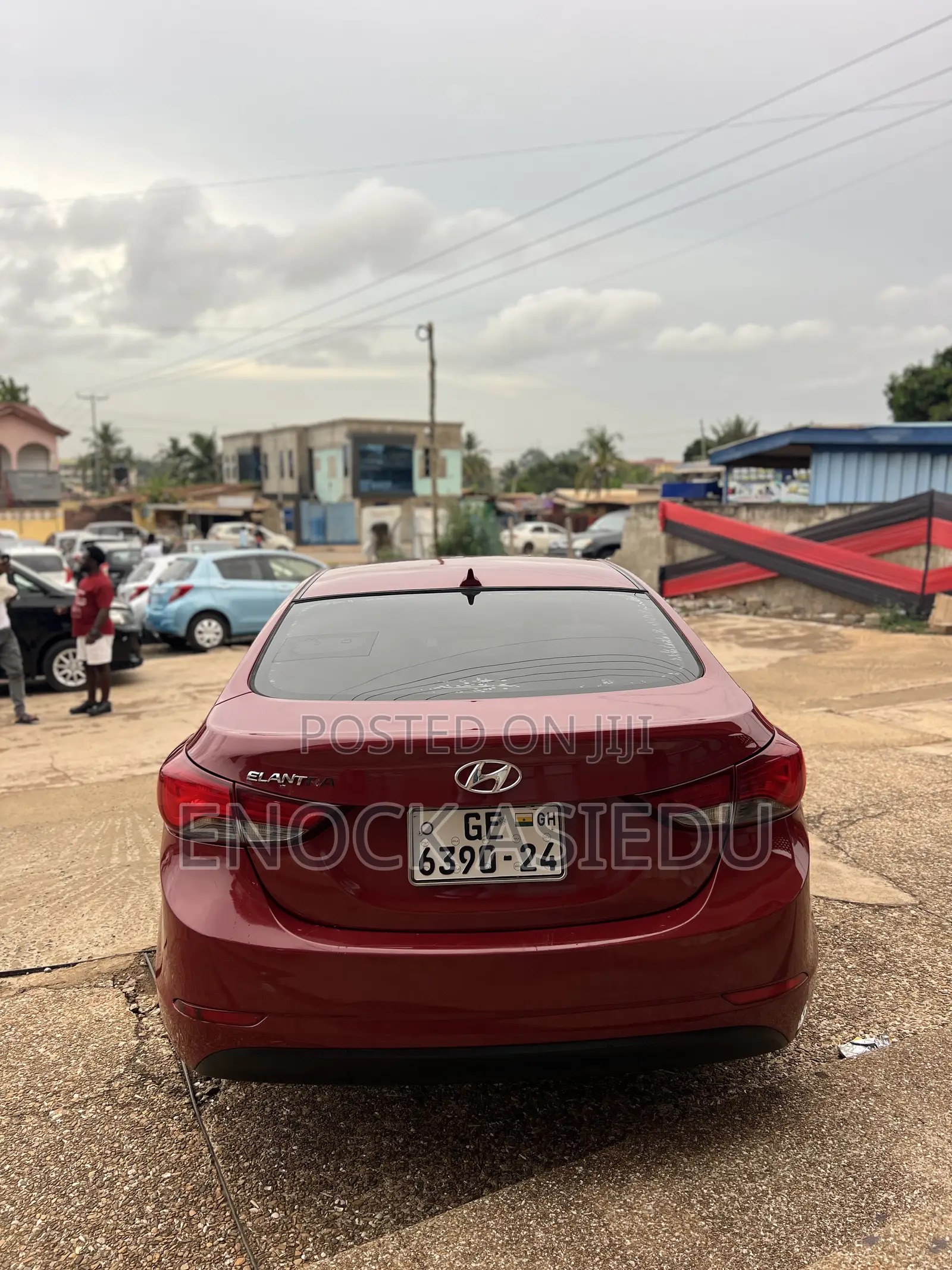 Hyundai Elantra SE Sedan FWD (1.8L 4cyl 6A) 2016 Red
