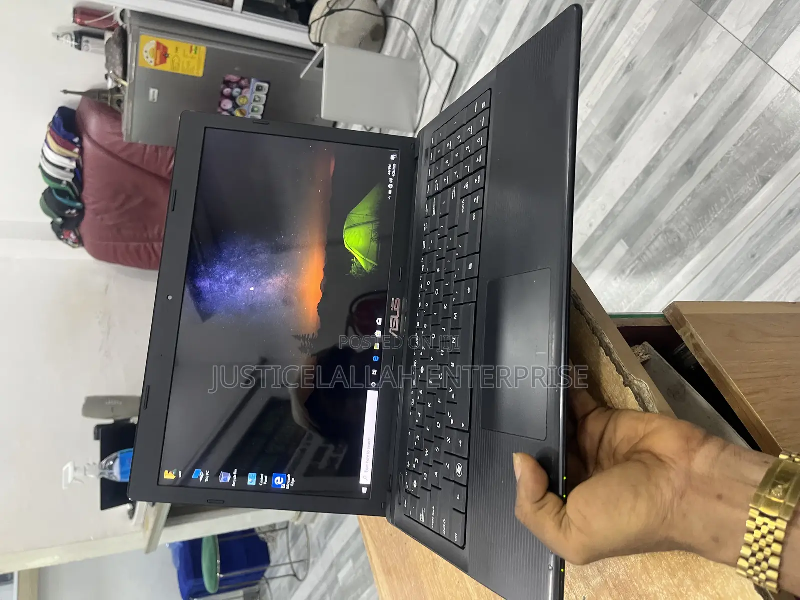 Laptop Asus X55A 6GB Intel Pentium HDD 320GB