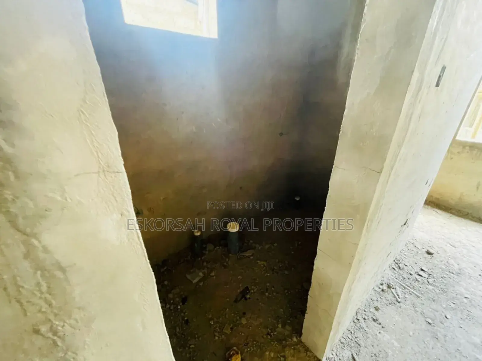 3bdrm House in East Legon Hills, School Junction for sale