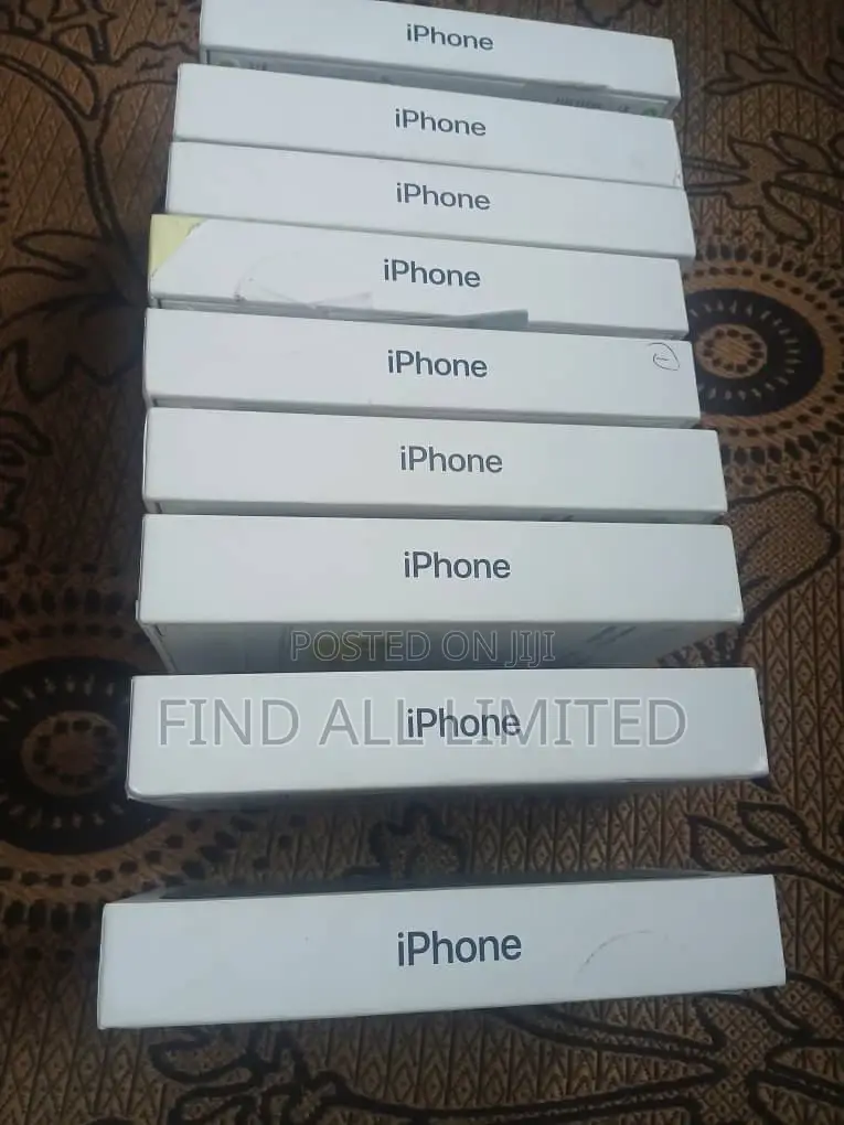 New Apple iPhone 13 128 GB Black