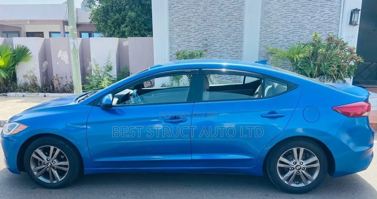 Hyundai Elantra SE Sedan FWD (2.0L 4cyl 6M) 2017 Blue
