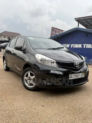 Toyota Vitz 2012 Black
