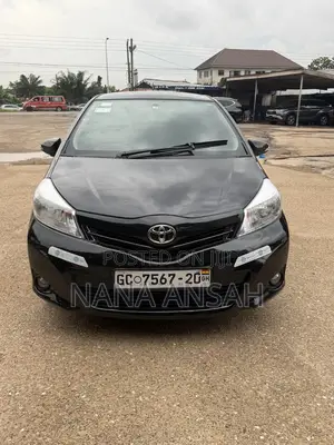 Toyota Vitz 2012 Black