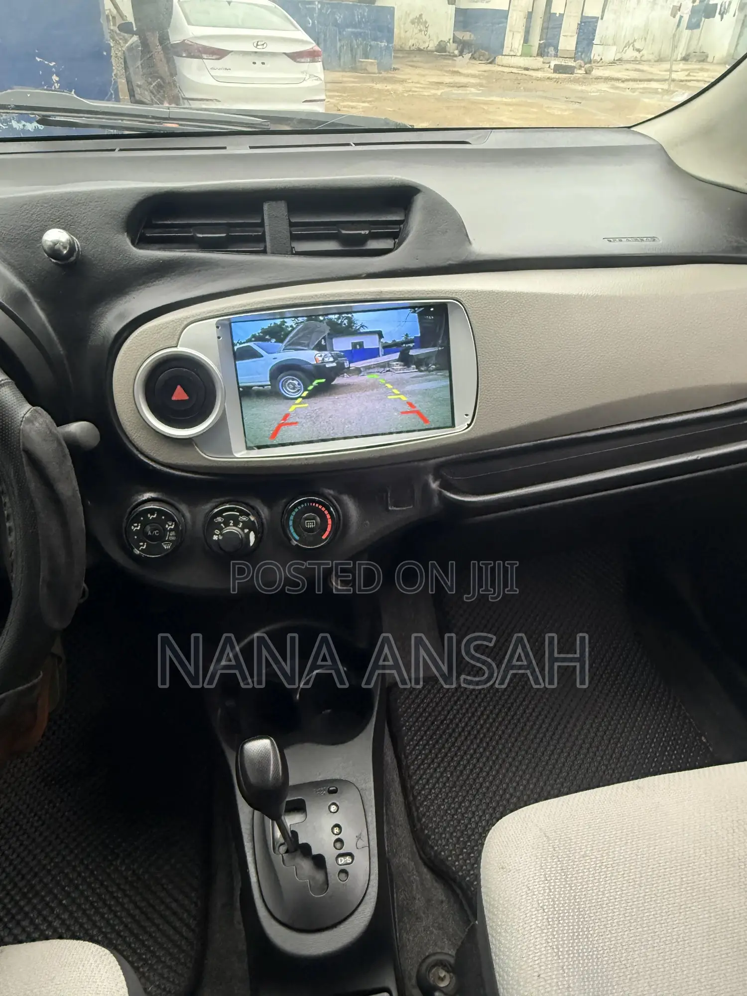 Toyota Vitz 2012 Black
