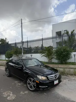 Mercedes-Benz C250 2013 Black