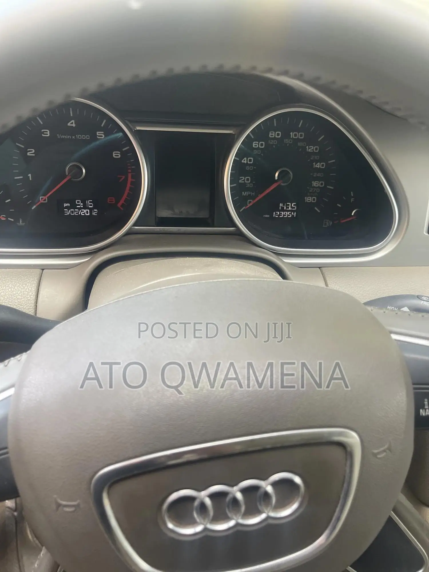 Audi Q7 3.0T Premium AWD quattro 2013