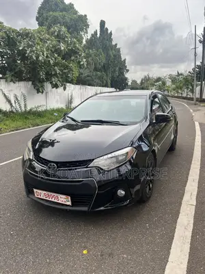 Toyota Corolla S w/Special Edition Pkg (1.8L 4cyl CVT) 2016 Black