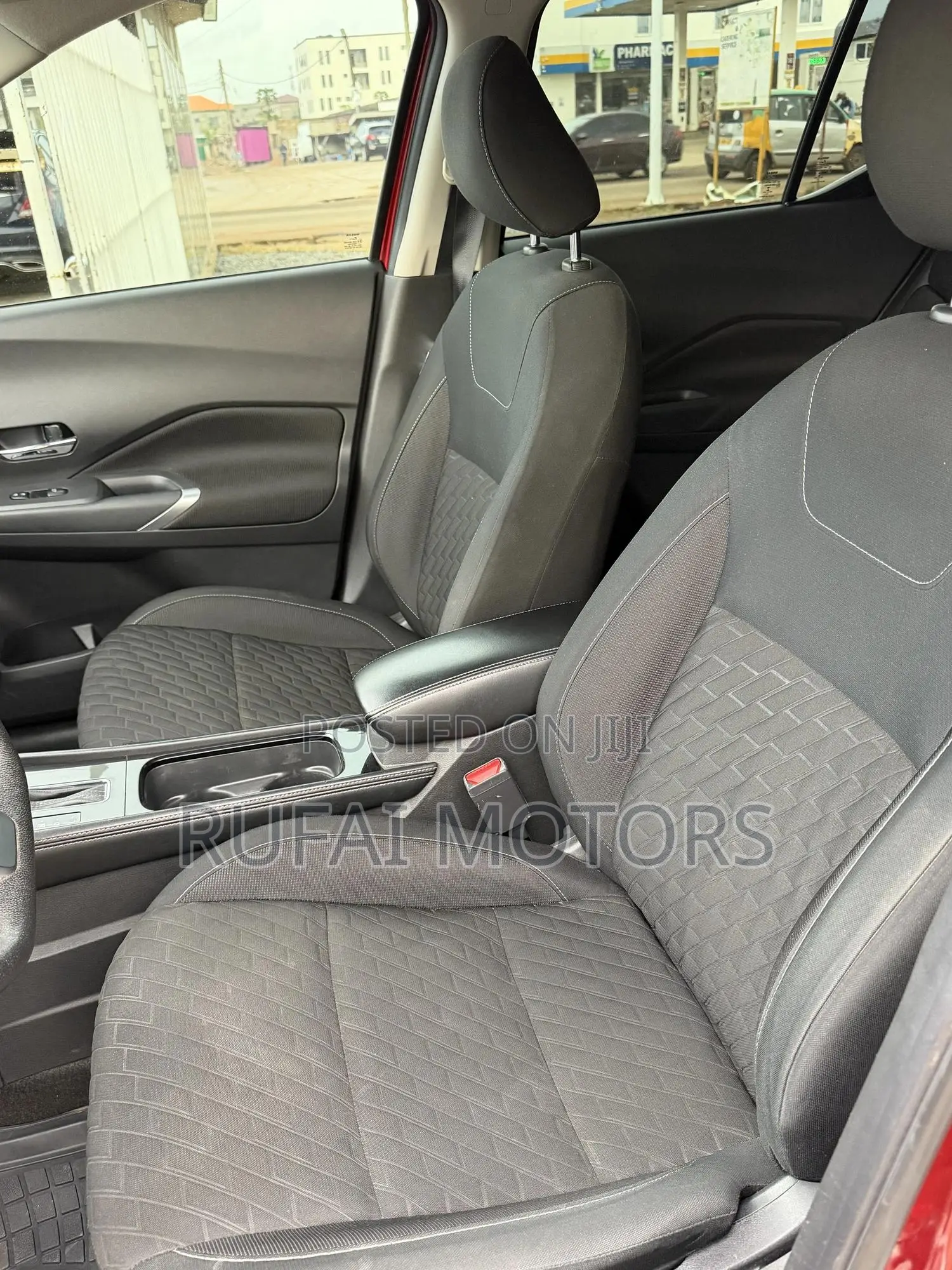Nissan Kicks S 2023 Red