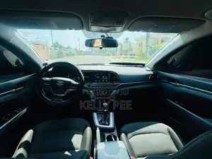 Hyundai Elantra SE 2018 Black