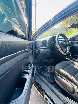 Hyundai Elantra SE 2018 Black