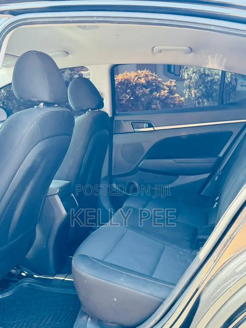 Hyundai Elantra SE 2018 Black