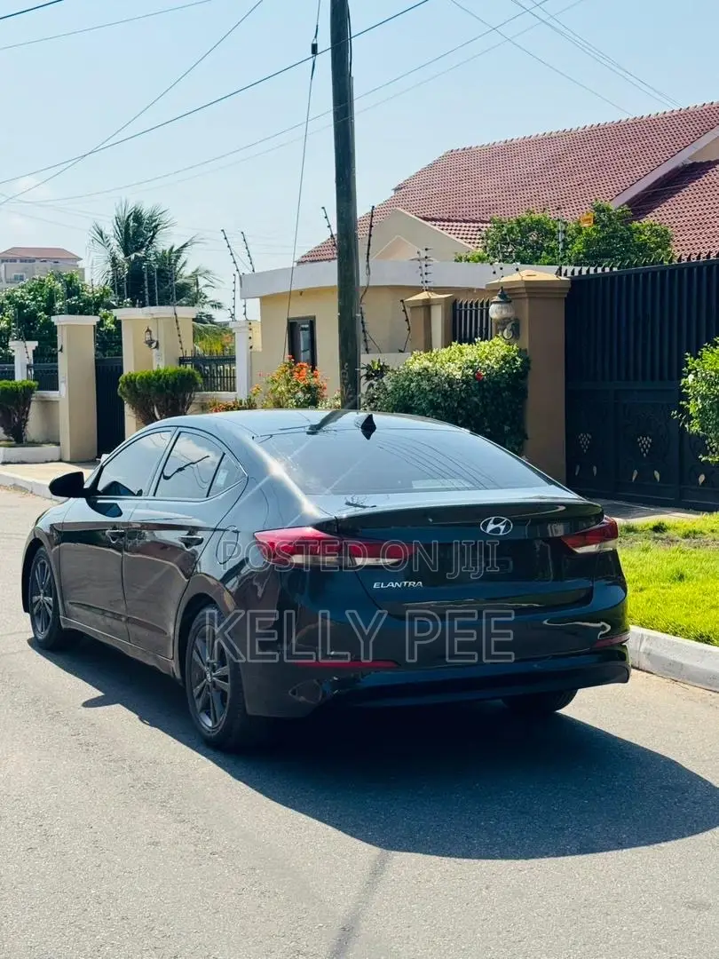 Hyundai Elantra SE 2018 Black