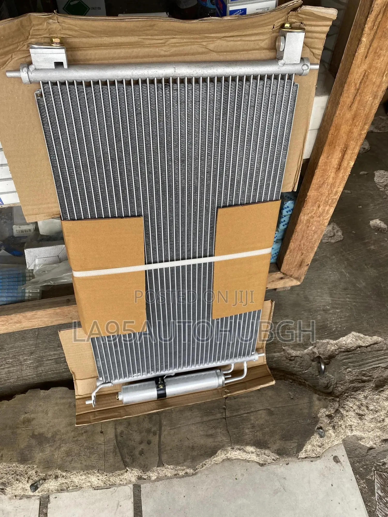 Nissan Versa/Note 2007,2008,2009,2010,2011,2012 Ac Condenser
