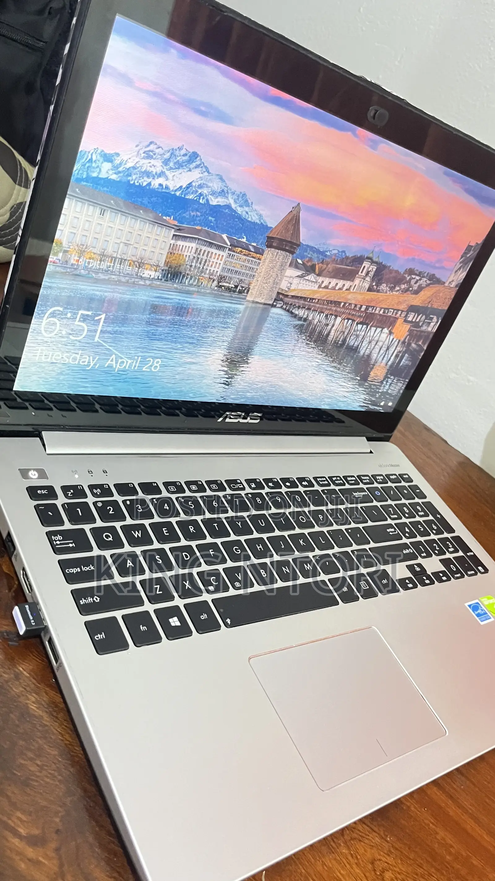 Laptop Asus VivoBook S551LB 8GB Intel Core i7 SSD 512GB