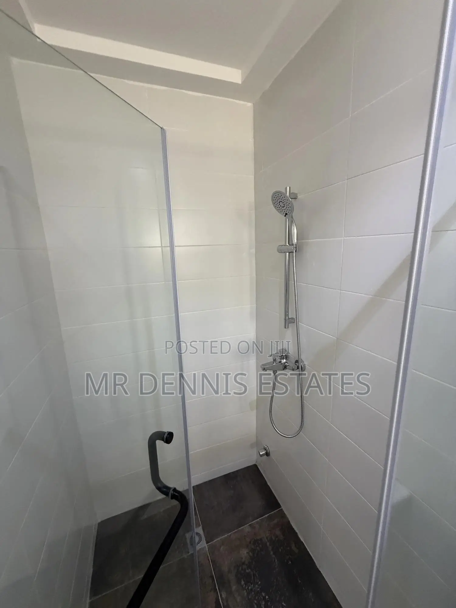 2bdrm Maisonette in Mr Dennis Estates, Achimota for sale