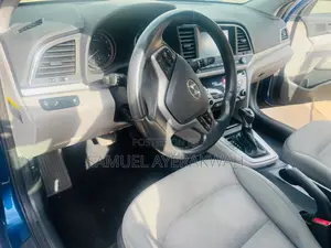 Hyundai Elantra 2018 Blue