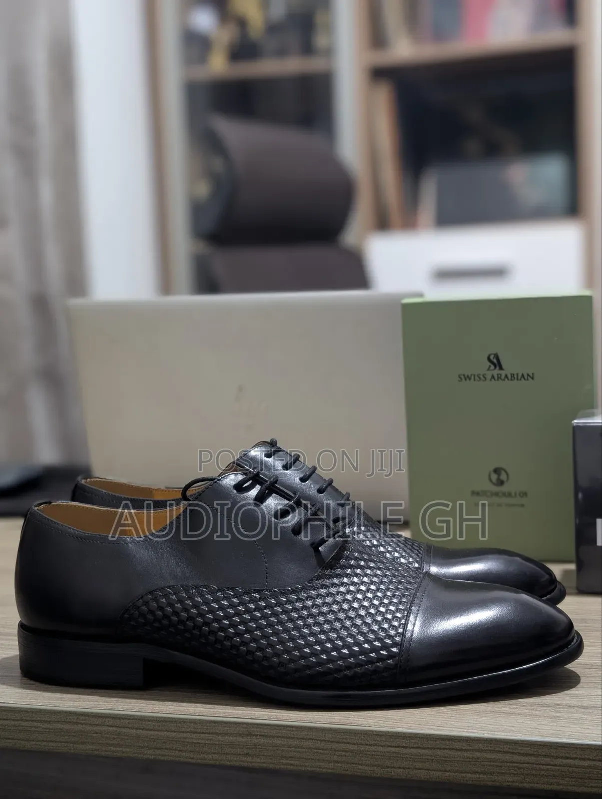Jordana Brewster Win Oxford Shoes