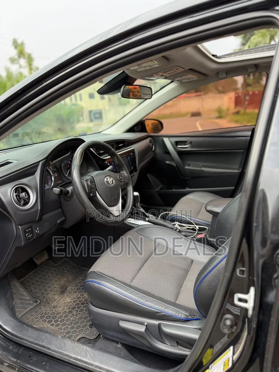 Toyota Corolla SE 4dr Sedan (1.8L 4cyl CVT) 2017 Black