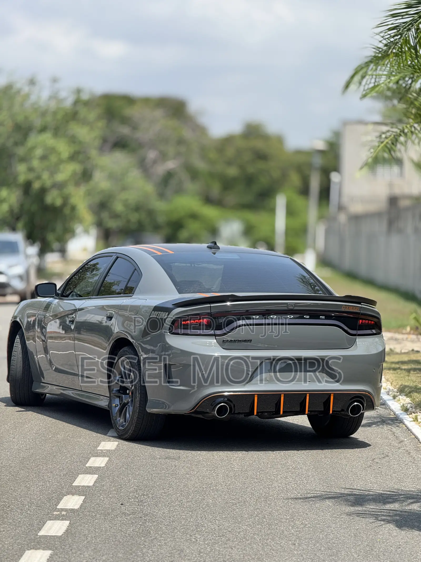 Dodge Charger Daytona 2024 Gray