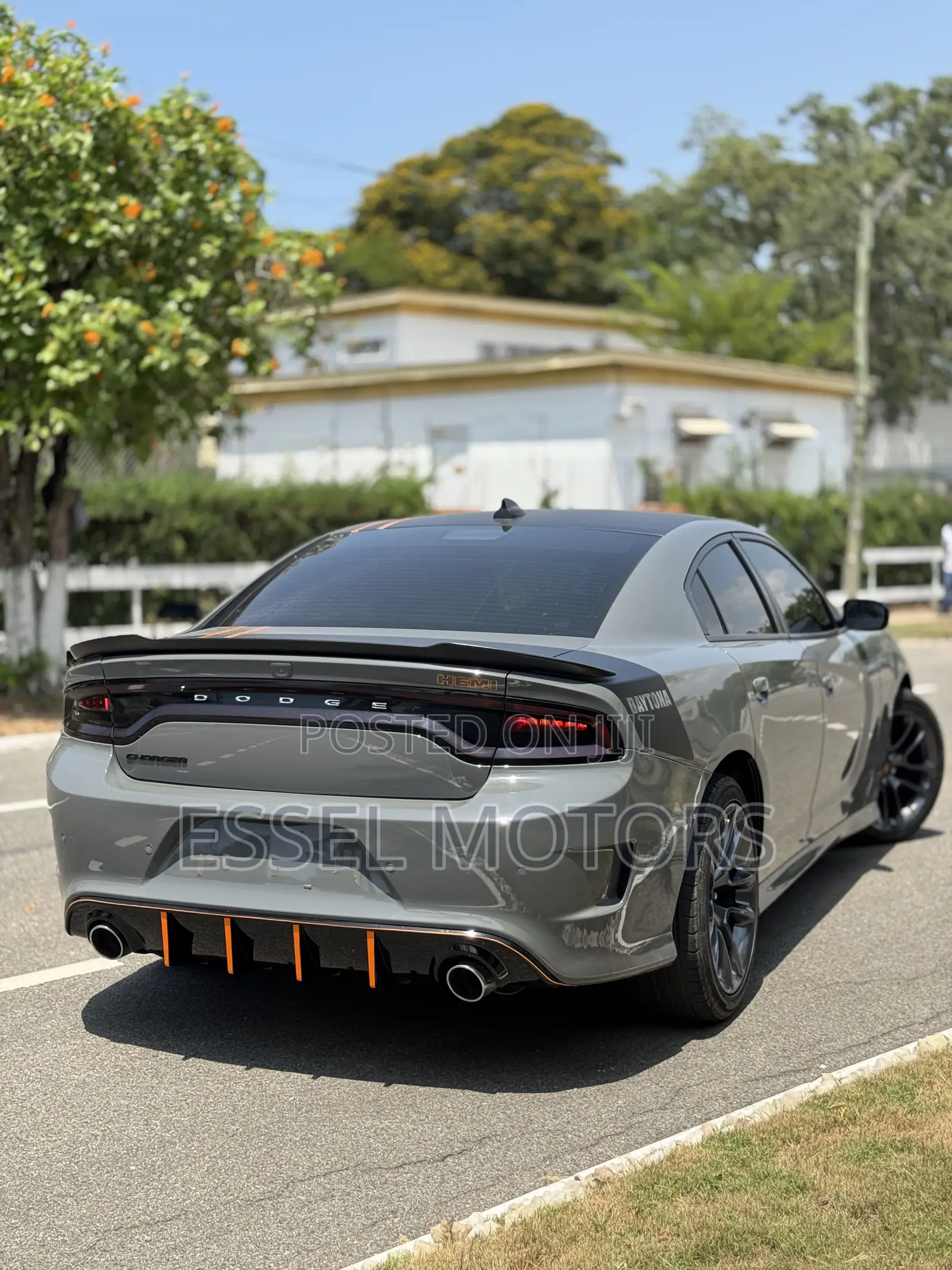Dodge Charger Daytona 2024 Gray