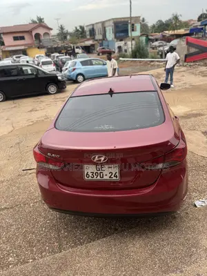 Hyundai Elantra SE Sedan FWD (1.8L 4cyl 6A) 2016 Red
