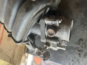 Toyota Corolla 09 to 16 Throttle N Manifold