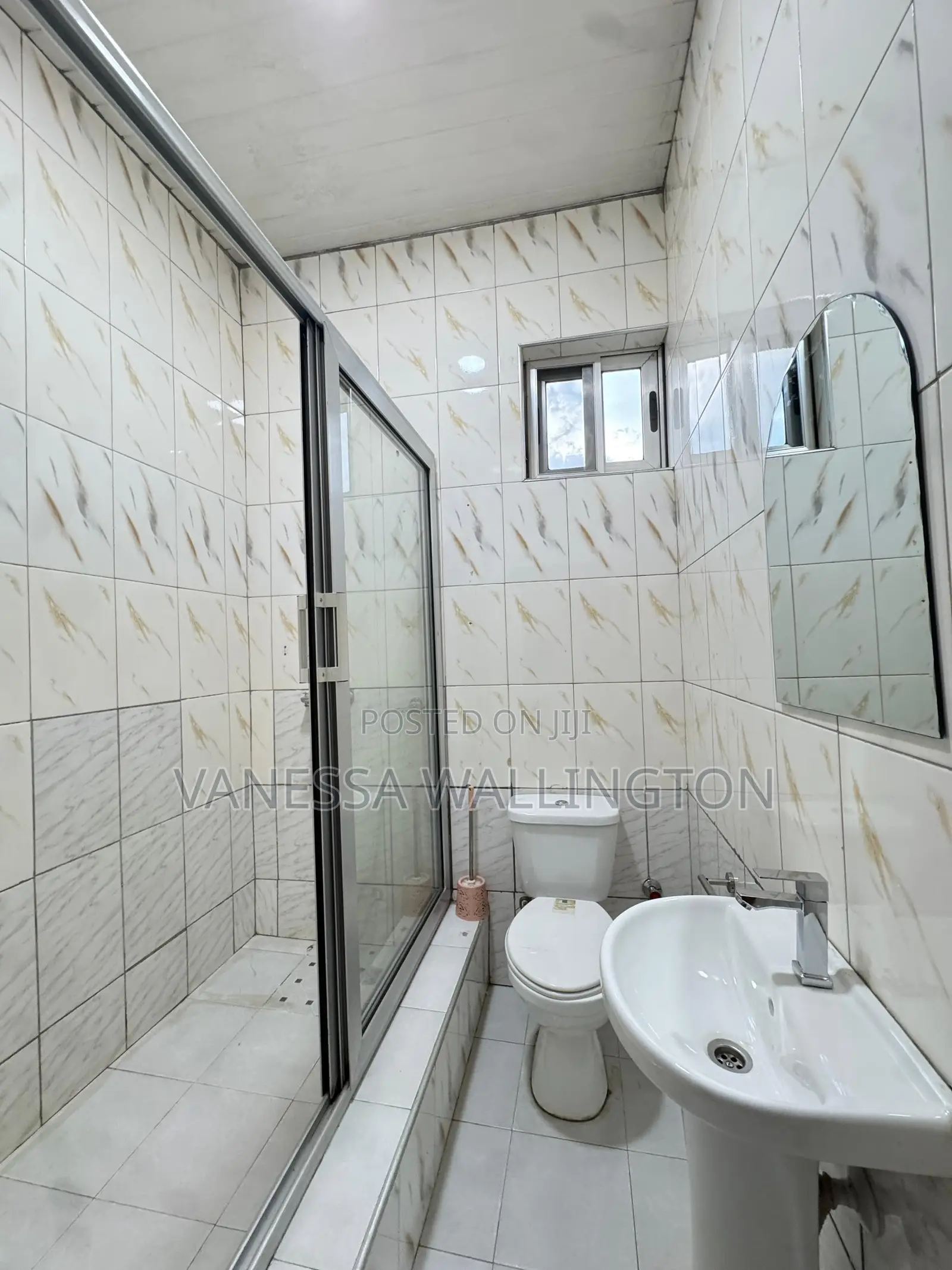 4bdrm House in East Legon, Adjiriganor for rent