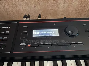 Roland Juno-Ds88 Synthesizer